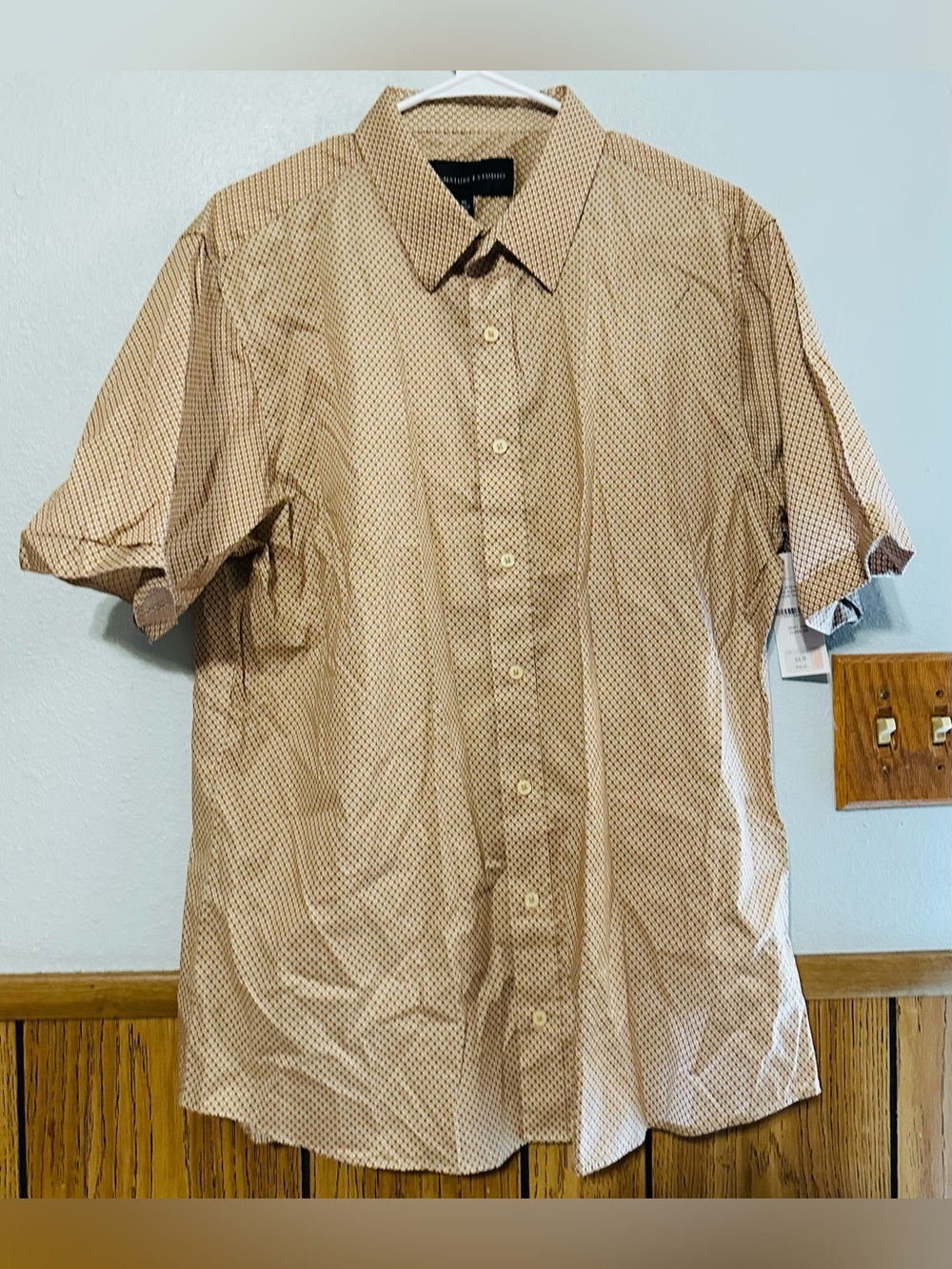 NWT Signature Studio Men's size XL Short-Sleeve Button-Up Shirt